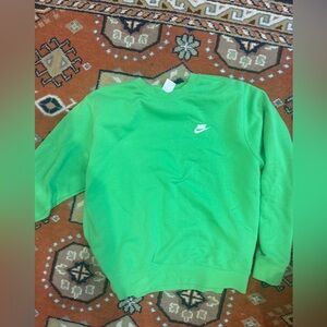 NWOT Nike Vibrant Green Crewneck Sweatshirt
